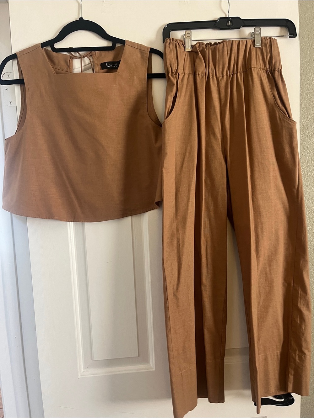 KOURT Tan Sleeveless Crop Top & High-Waist Wide-leg Pants Set